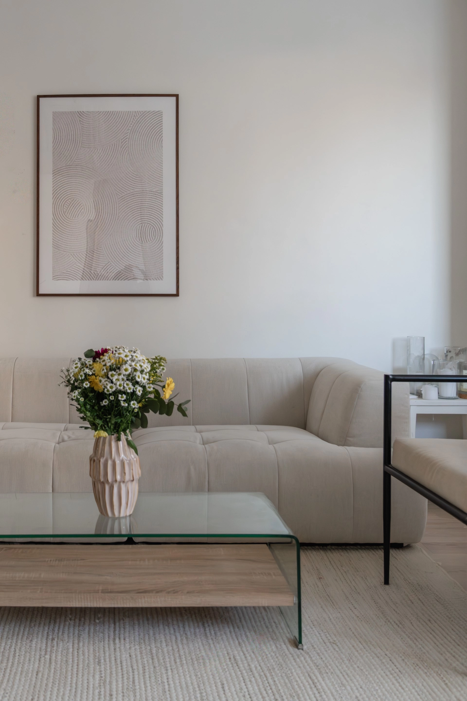 Ljus och fräsch funkisbostad med attraktivt läge och balkong!