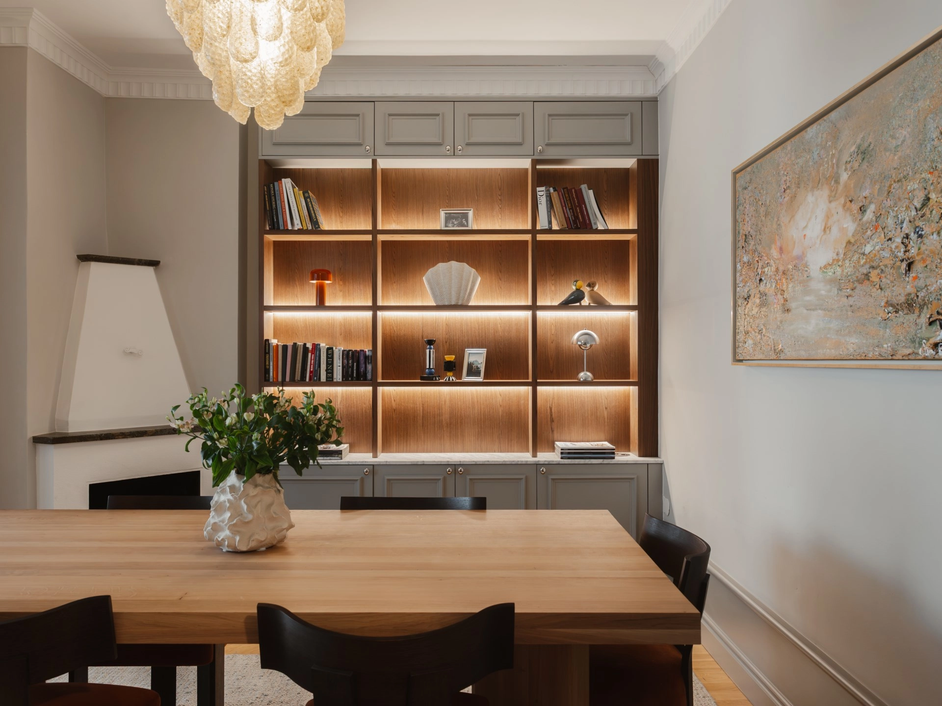 Stilfullt renoverad med vy mot Nybroviken – garage i föreningen!