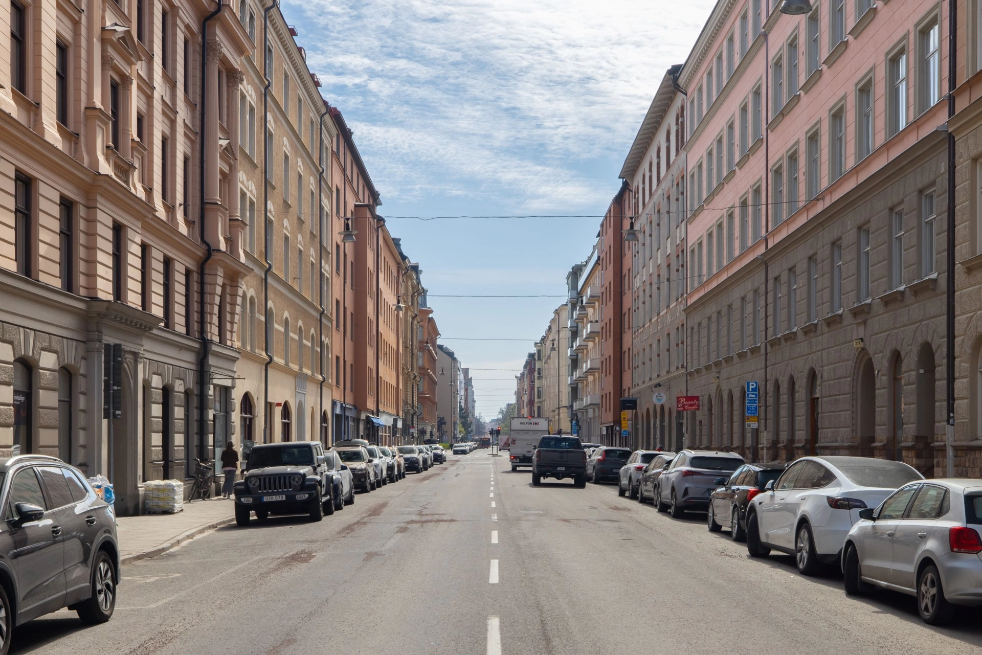 https://karlamakleri.se