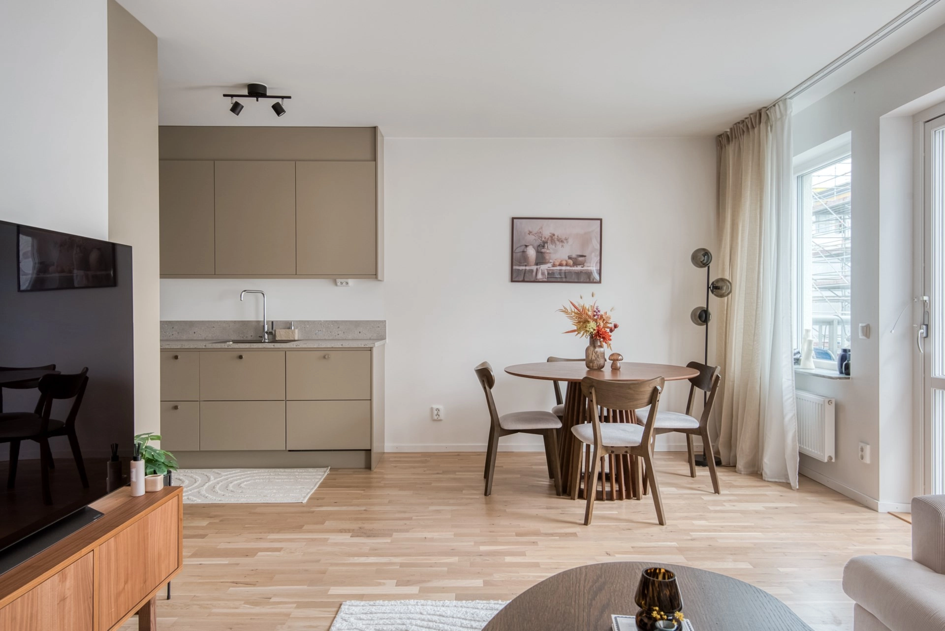 Välplanerad 2 Rok högt upp i huset!