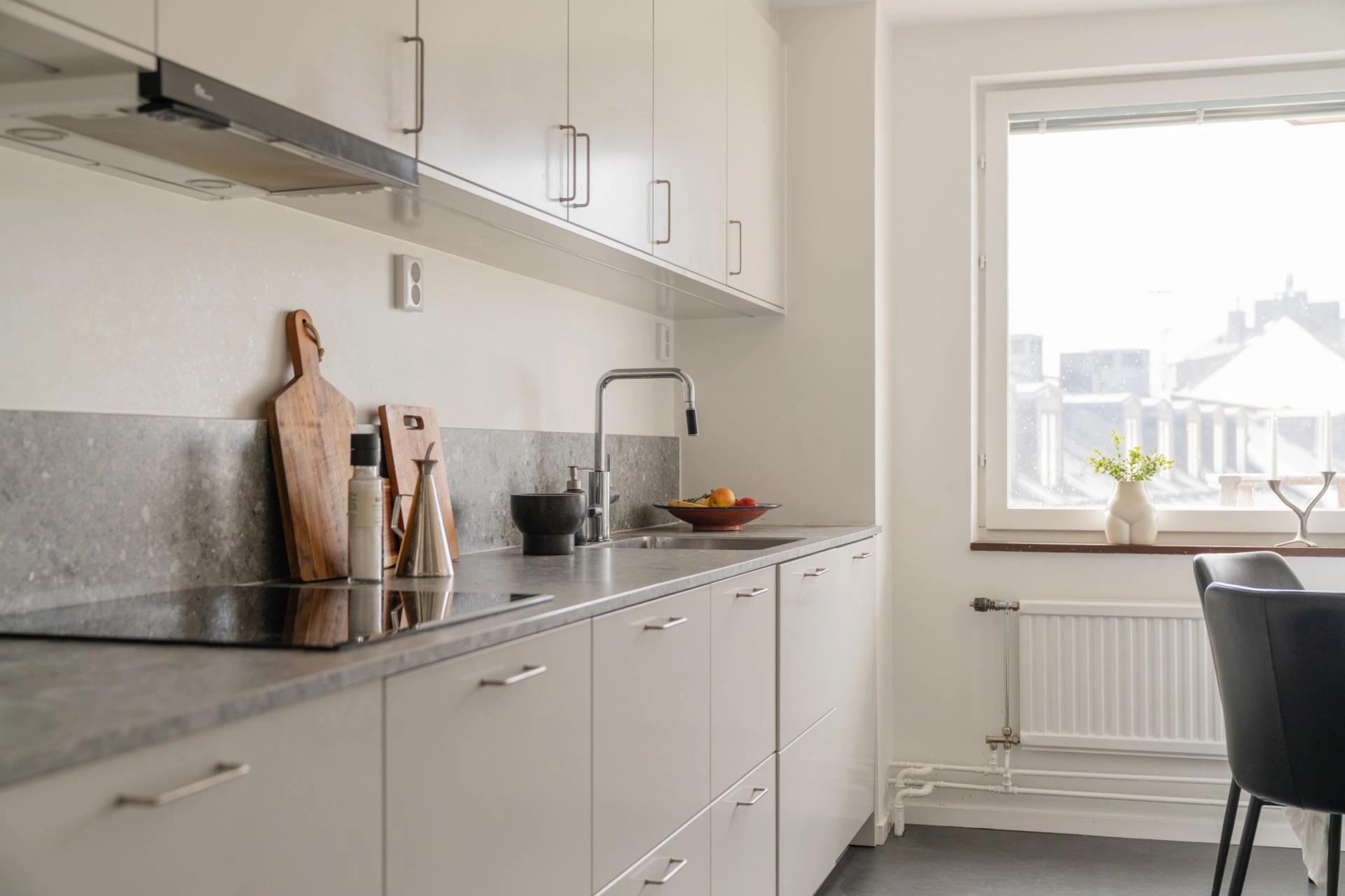 Drömboende i hjärtat av Birkastan – optimal trea med balkong i söderläge och garage!
