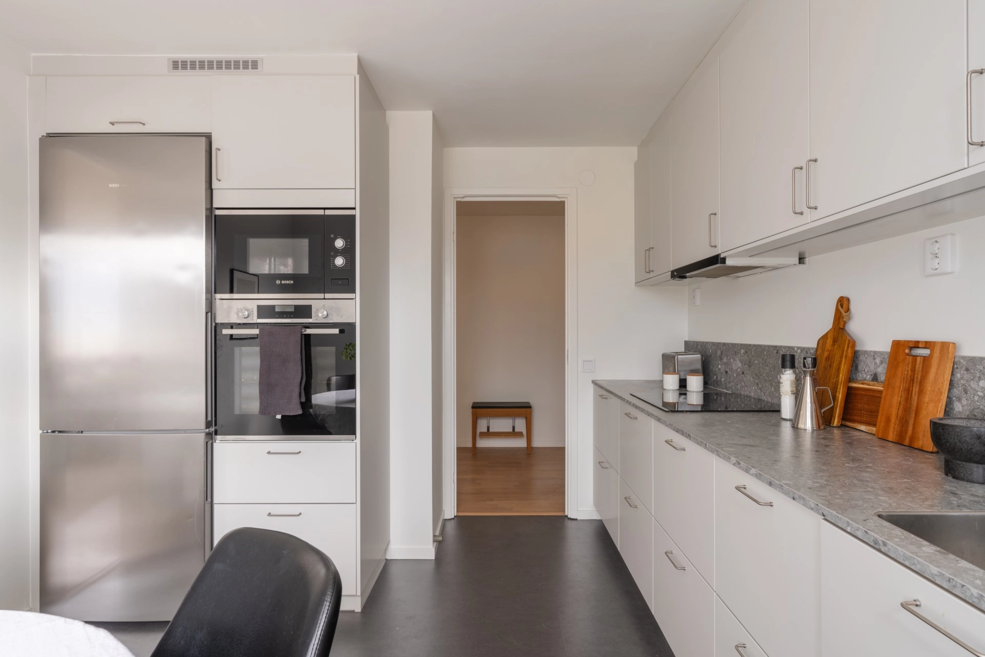 Drömboende i hjärtat av Birkastan – optimal trea med balkong i söderläge och garage!