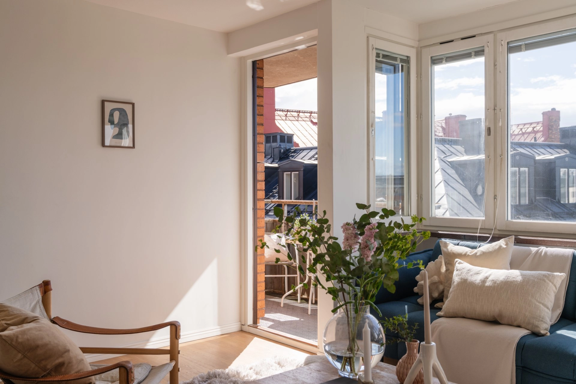 Drömboende i hjärtat av Birkastan – optimal trea med balkong i söderläge och garage!