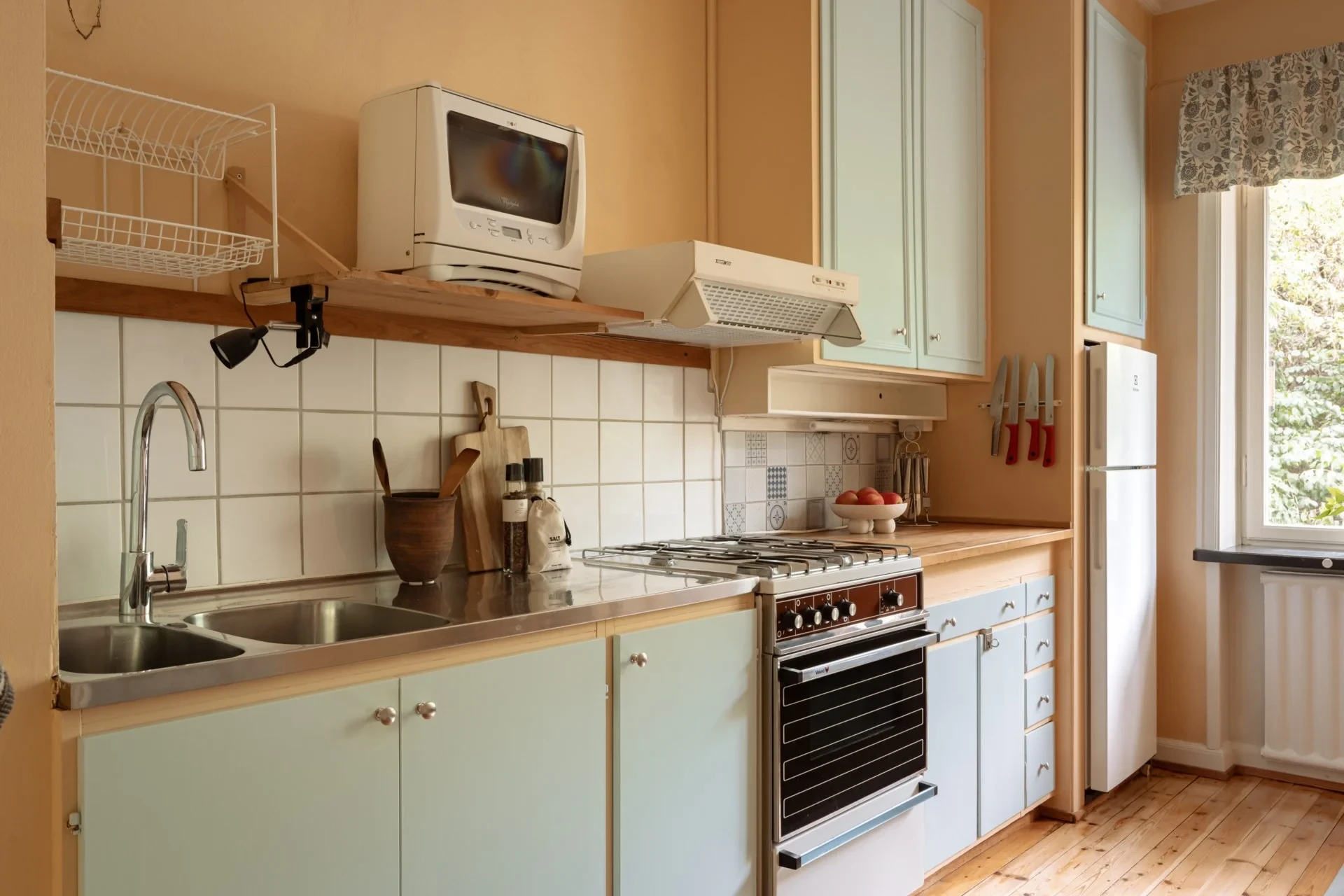Generös 20-talsetta med grönskande utsikt i hjärtat av Sibirien