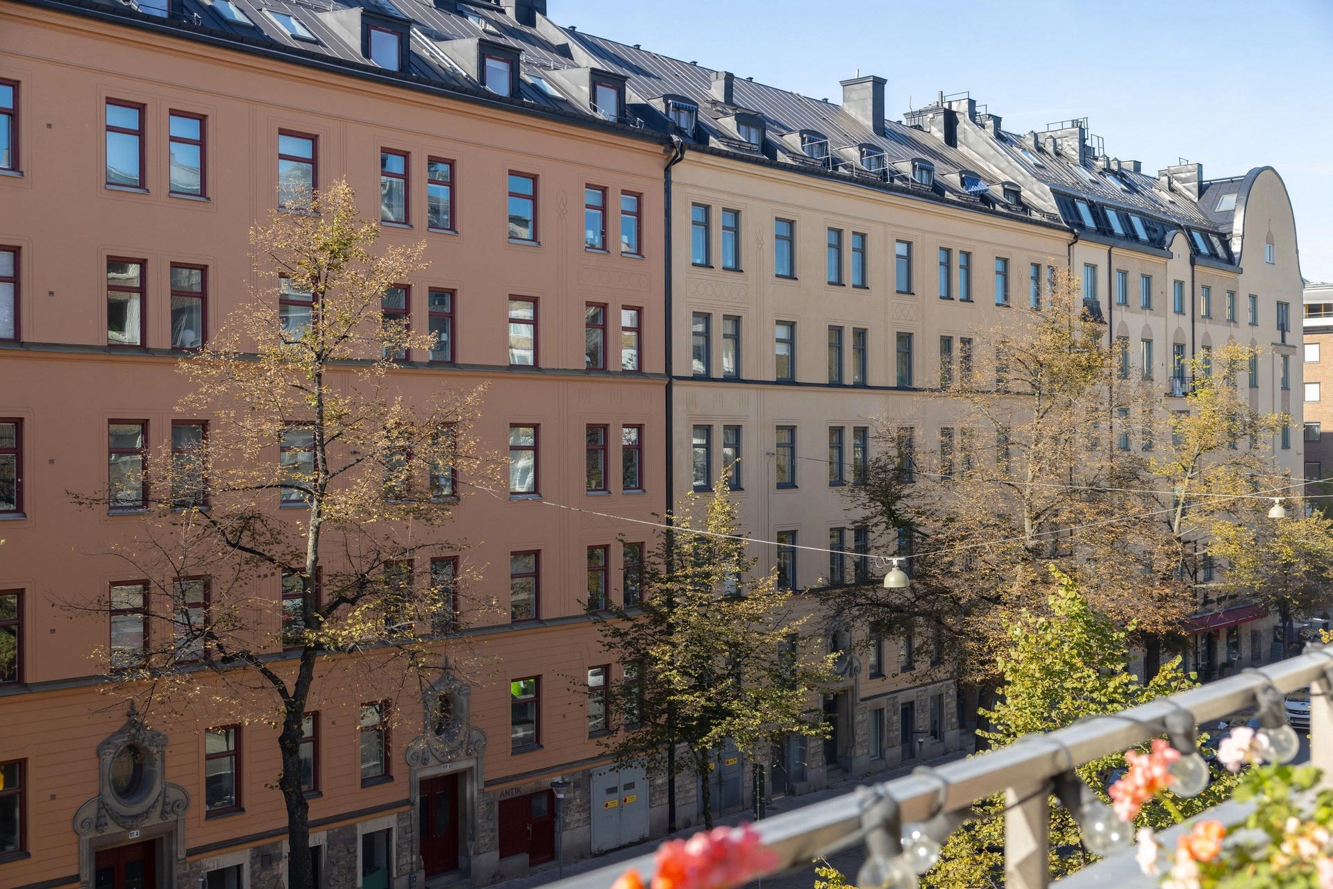 Stadsliv, rymd och 60-talscharm vid Roslagstull