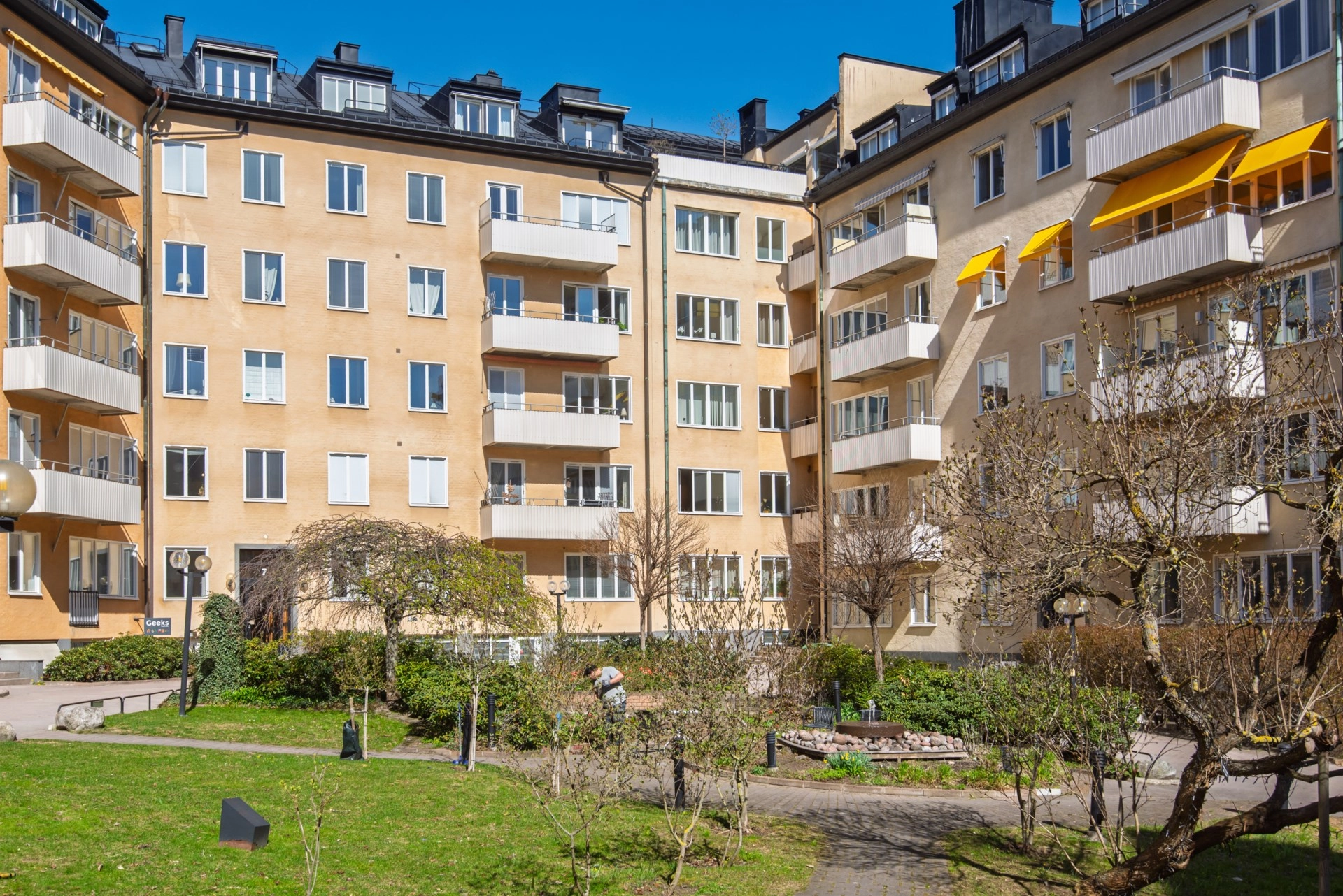 Yteffektiva 23.5 kvm i hjärtat av Östermalm