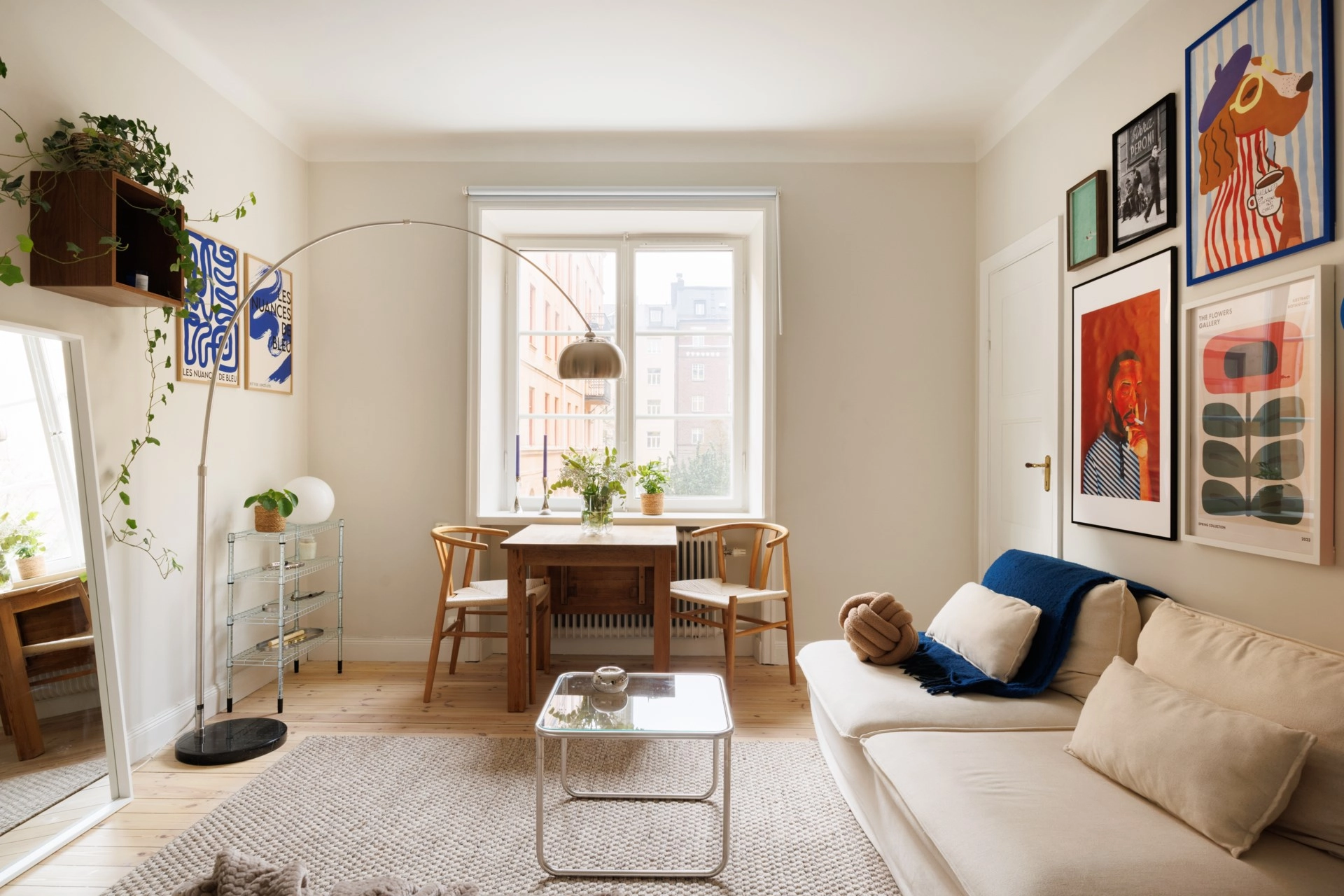 Birger Jarlsgatan 104E – Välkomnande känsla och tidlös stil