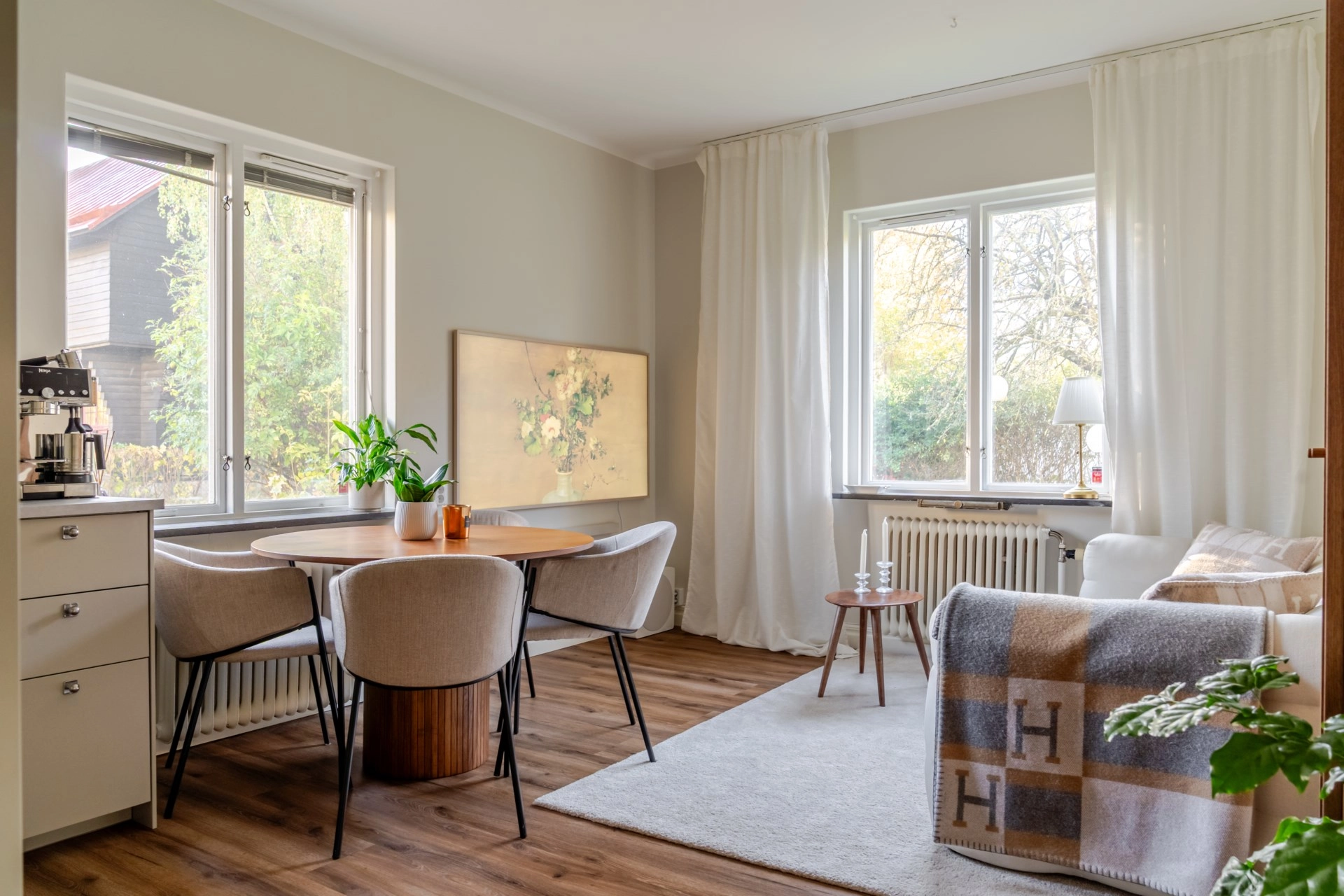 30-talscharm att förälska sig i – lugnt läge nära Sundbyberg