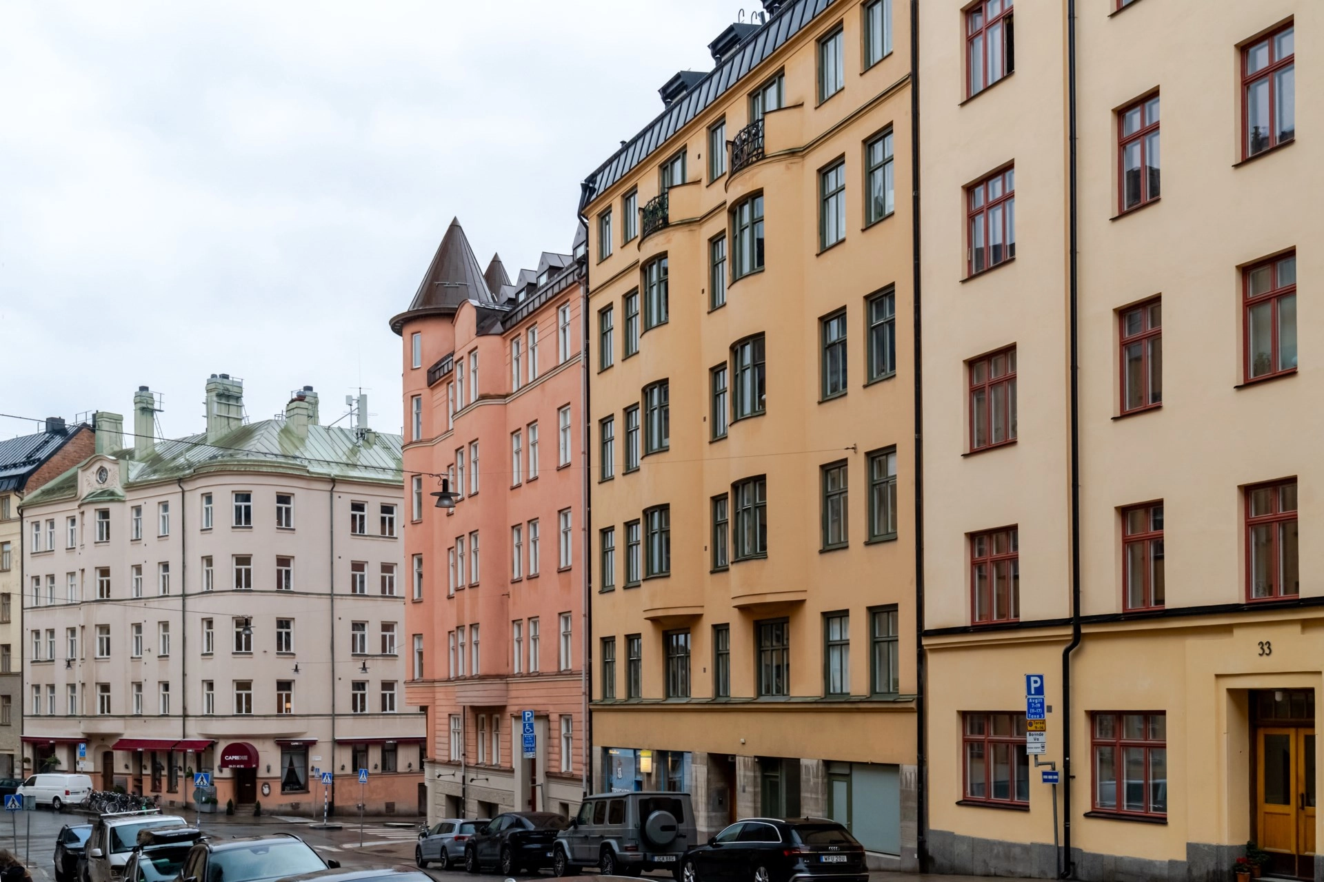 Sekelskiftescharm och social planlösning på attraktiva Tomtebogatan 31