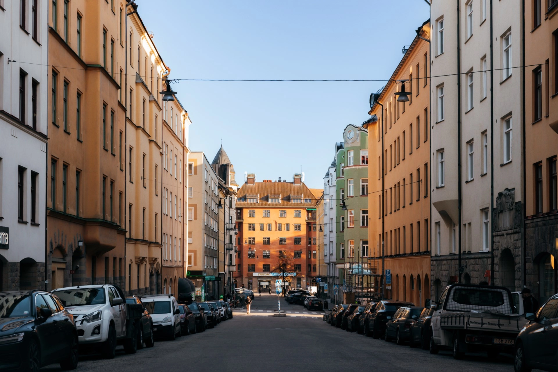 Sekelskiftescharm och social planlösning på attraktiva Tomtebogatan 31